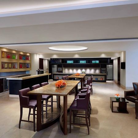 Jw Marriott Hotel Bengaluru Екстериор снимка